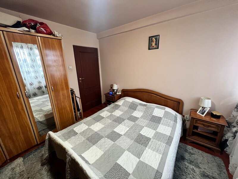 Ferdinand, Obor, 2 camere de vanzare, fara risc, fara urgenta.