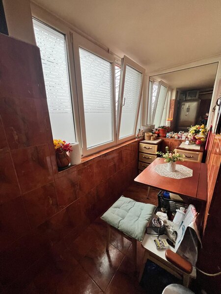 Ferdinand, Obor, 2 camere de vanzare, fara risc, fara urgenta.